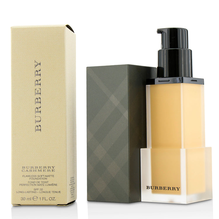 Burberry/バーバリー+カシミアファンデーション SPF 20 - # No. 26 Beige ベージュ+30ml/1oz ブランドコスメ
