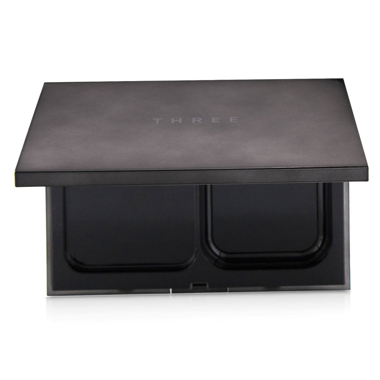 リニューイング パウダー ファンデーション ケース