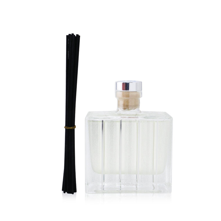 リードディフューザー